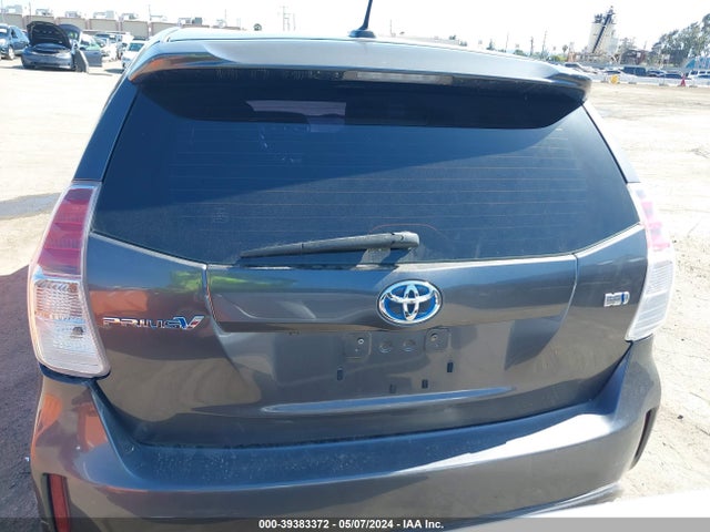Toyota Prius V Four 2015 JTDZN3EU5FJ031365 Image 17