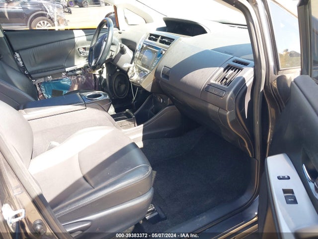 Toyota Prius V Four 2015 JTDZN3EU5FJ031365 Image 5