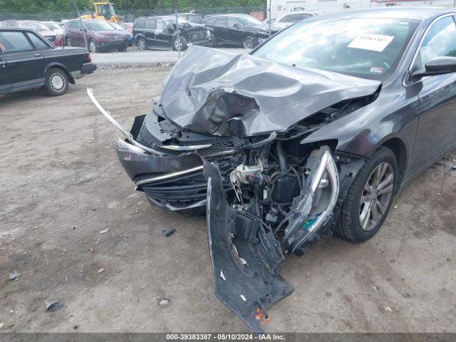 1C3CCCAB3FN675721 Chrysler 200 Limited