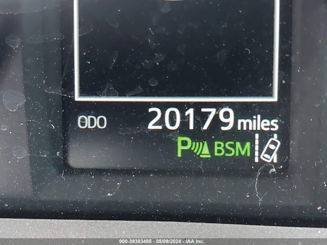 2T3YFREV3HW390660 Toyota Rav4 Platinum