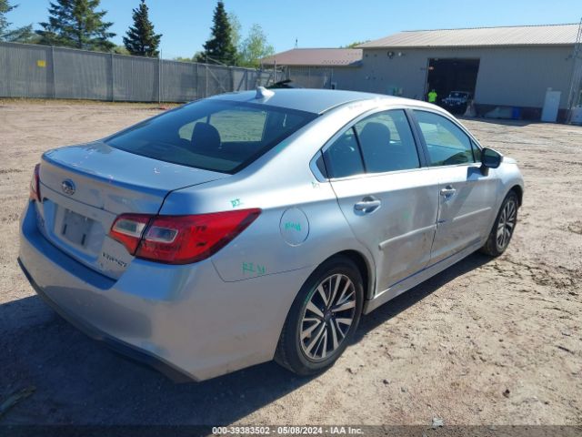 4S3BNAC64J3035365 Subaru Legacy 2.5i Premium