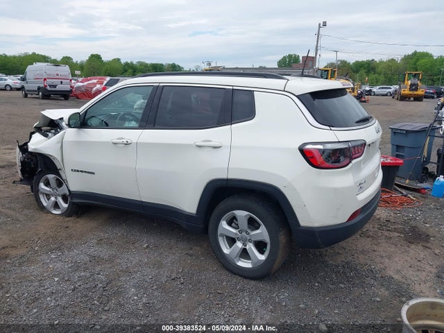Jeep Compass Latitude 4x4 2021 3C4NJDBB3MT546731 Image 3
