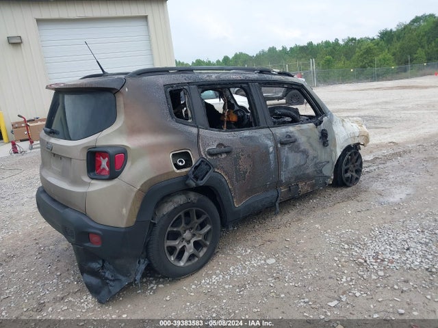 ZACCJBBT0FPB74929 Jeep Renegade Latitude
