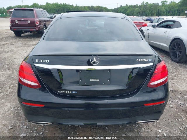 Mercedes-Benz E 300 2018 WDDZF4JB2JA363513 Image 17