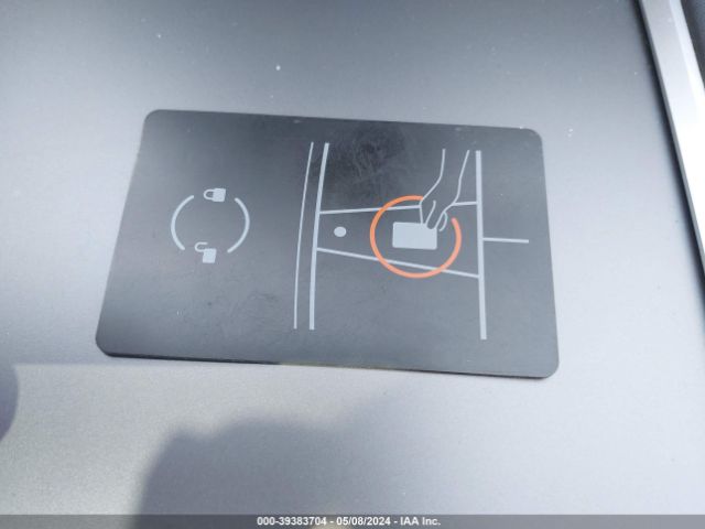 2022 TESLA MODEL Y 7SAYGDEE9NF439994 Photo 10