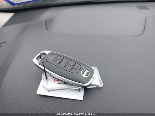 JN8BT3BB0RW420548 Nissan Rogue Sv Intelligent Awd
