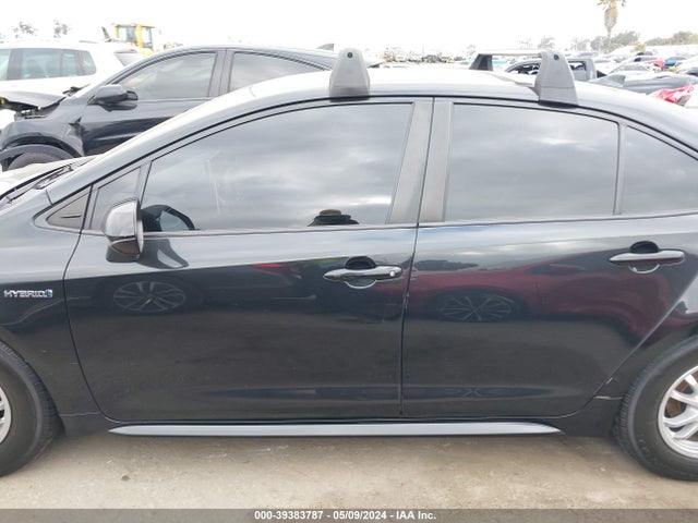 Toyota Corolla Hybrid Le 2021 JTDEAMDE1MJ002209 Image 14