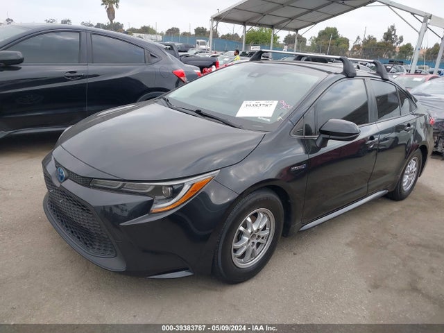 Toyota Corolla Hybrid Le 2021 JTDEAMDE1MJ002209 Image 2