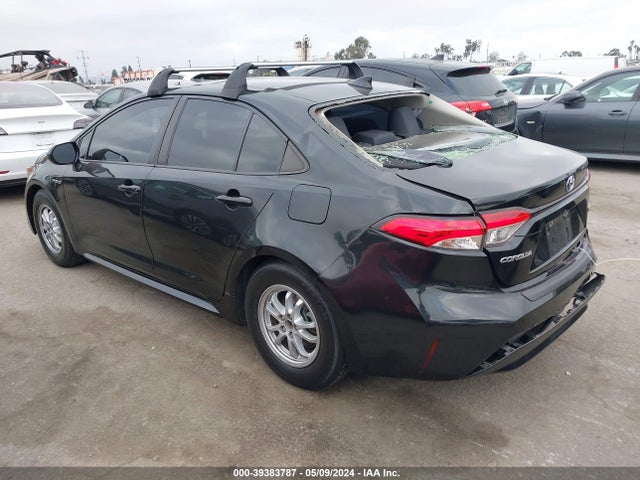 Toyota Corolla Hybrid Le 2021 JTDEAMDE1MJ002209 Image 3