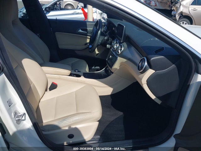 Mercedes-Benz CLA 250 2015 WDDSJ4EB6FN247984 Image 5