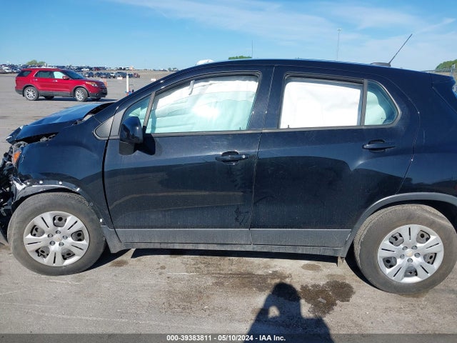 Chevrolet TRAX LS 2019 3GNCJKSB6KL161177 Image 14