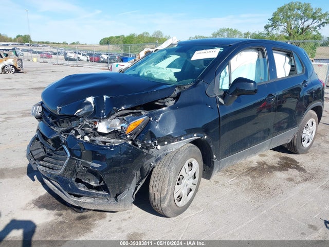Chevrolet TRAX LS 2019 3GNCJKSB6KL161177 Image 2