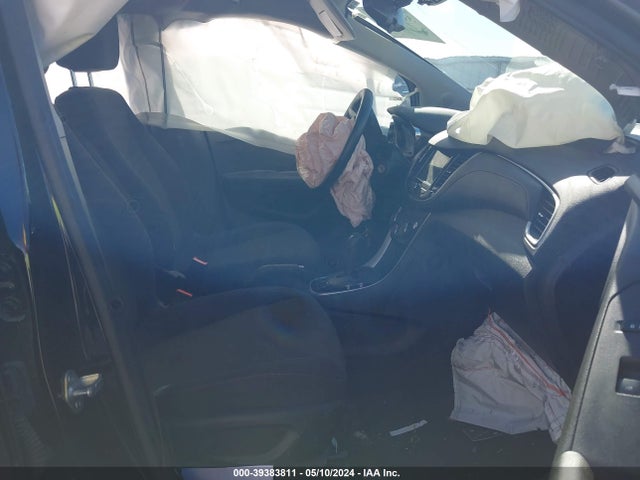 Chevrolet TRAX LS 2019 3GNCJKSB6KL161177 Image 5