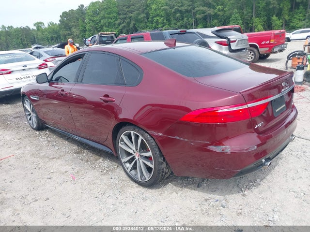 2016 JAGUAR XF SAJBM4BV6GCY05816 Photo 2