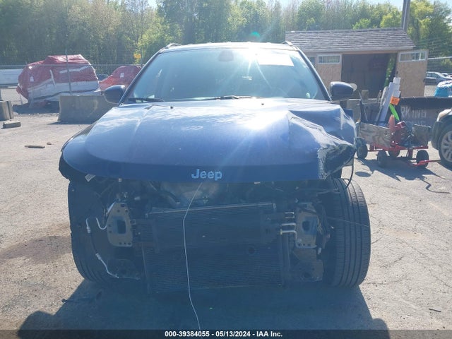 3C4NJDBB3KT689417 Jeep Compass Latitude 4x4