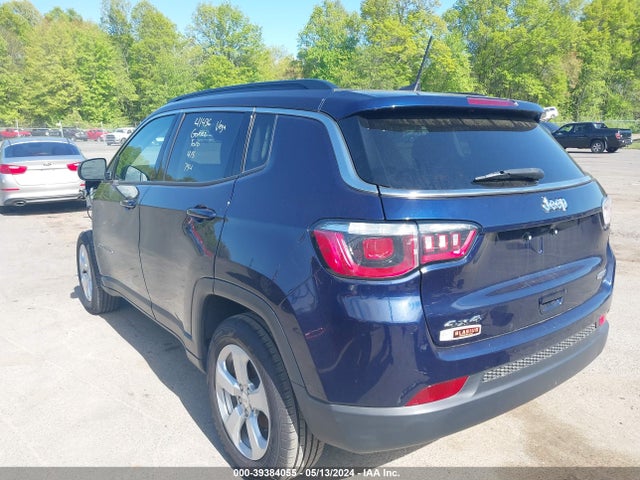 3C4NJDBB3KT689417 Jeep Compass Latitude 4x4