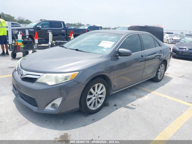 Toyota CAMRY XLE 2014 4T4BF1FK3ER347717 Image 2