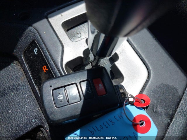 Toyota Rav4 Xle 2018 2T3WFREV6JW429447 Image 11