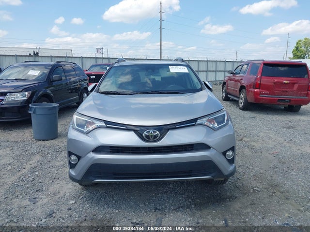 Toyota Rav4 Xle 2018 2T3WFREV6JW429447 Image 12