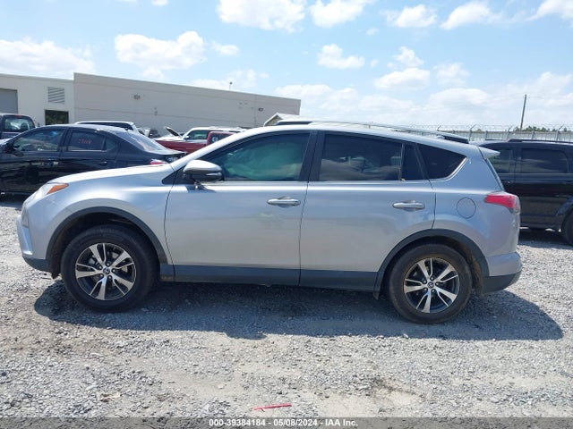 Toyota Rav4 Xle 2018 2T3WFREV6JW429447 Image 14