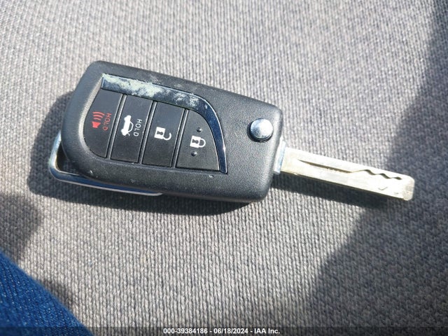 Toyota COROLLA LE 2020 JTDEPRAEXLJ051519 Image 11