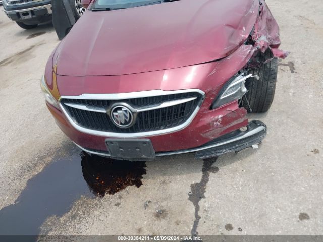 1G4ZP5SS0HU183379 Buick Lacrosse Essence