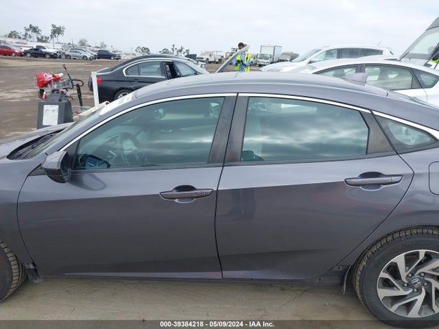 Honda CIVIC EX 2018 2HGFC2F70JH574002 Image 15