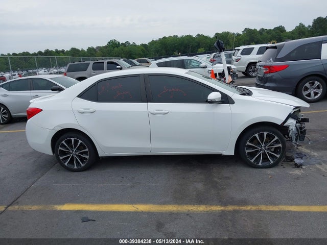 Toyota COROLLA SE 2018 5YFBURHE8JP823977 Image 13