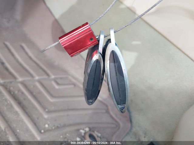 2010 JAGUAR XF SAJWA0GB7ALR77121 Photo 10