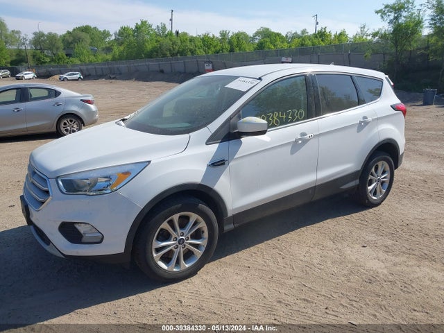 Ford ESCAPE SE 2019 1FMCU9GD4KUC07917 Image 2