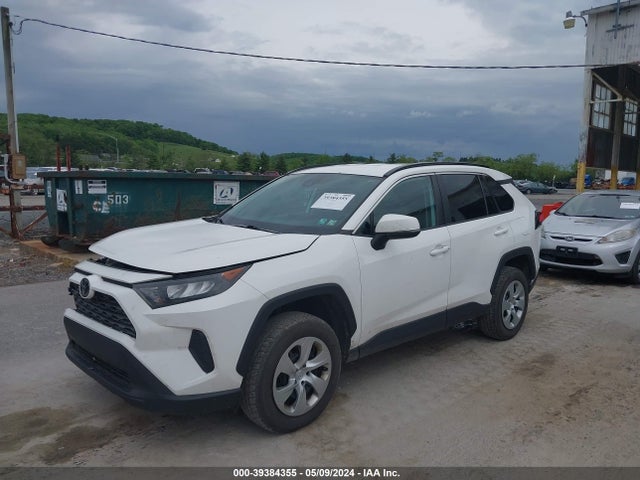 Toyota RAV4 LE 2020 2T3G1RFV6LC104593 Image 2