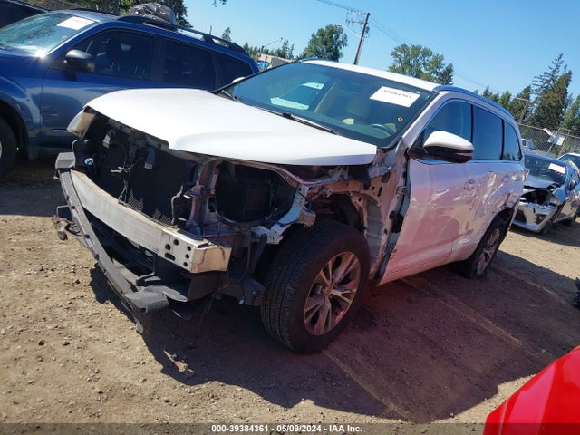 Toyota Highlander Xle V6 2015 5TDJKRFH1FS222374 Image 2