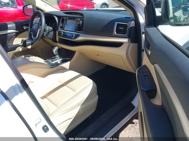 Toyota Highlander Xle V6 2015 5TDJKRFH1FS222374 Image 5