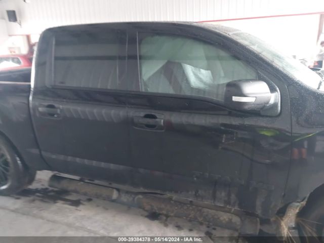 1N6AA1E59KN535083 Nissan TITAN SV