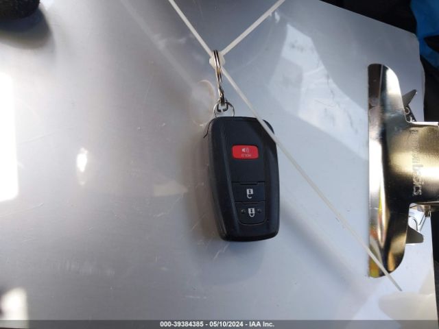 NMTKHMBX8JR053254 Toyota C-hr Xle Premium