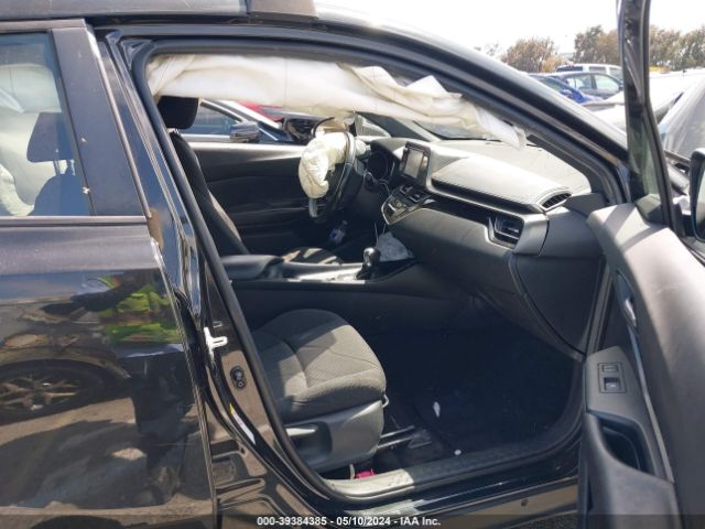 NMTKHMBX8JR053254 Toyota C-hr Xle Premium