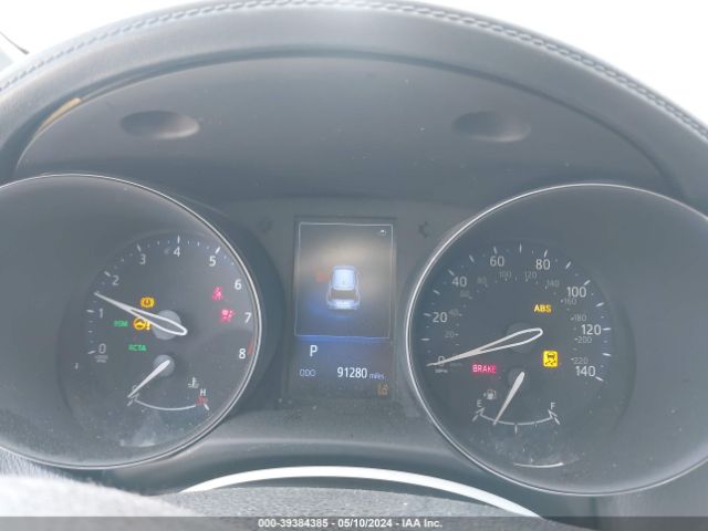 NMTKHMBX8JR053254 Toyota C-hr Xle Premium