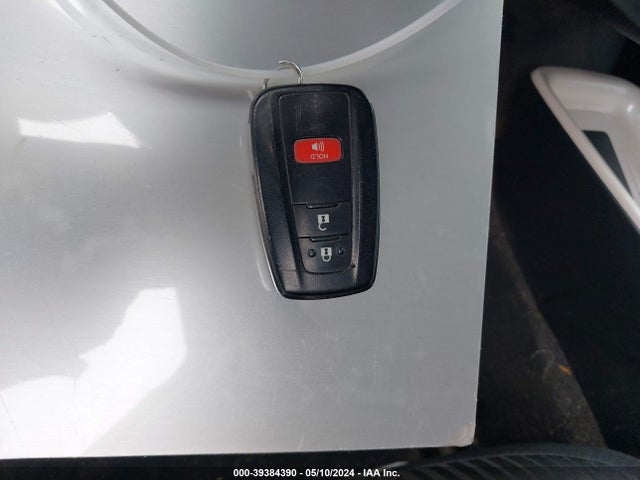 Toyota Prius Three 2016 JTDKARFU6G3023523 Image 11