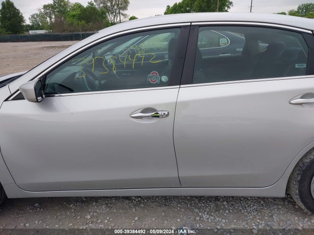 Nissan Altima 2.5 S 2018 1N4AL3AP7JC216894 Image 14