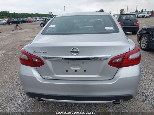 Nissan Altima 2.5 S 2018 1N4AL3AP7JC216894 Image 16
