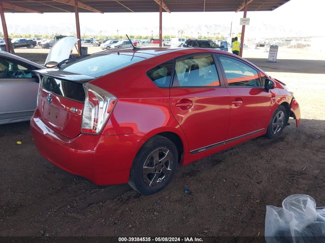Toyota Prius Three 2015 JTDKN3DU3F0481749 Image 4
