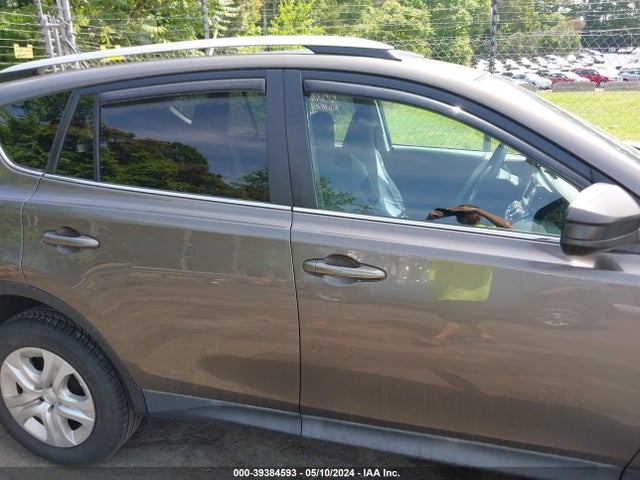 Toyota RAV4 LE 2015 2T3ZFREV9FW168352 Image 13
