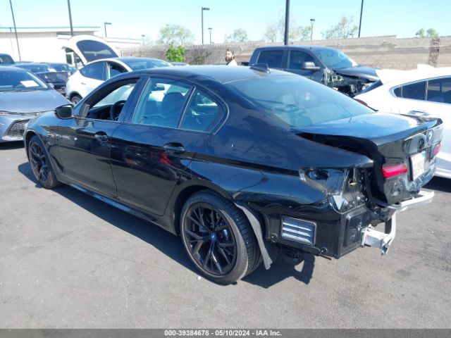 WBA13AG0XNCJ32452 BMW 530e