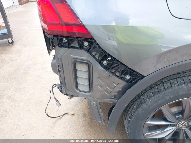 3VV3B7AX6NM138160 Volkswagen Tiguan 2.0t Se
