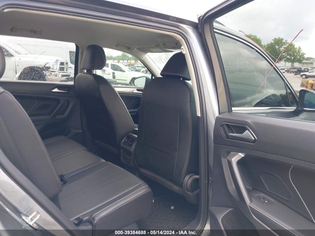 3VV3B7AX6NM138160 Volkswagen Tiguan 2.0t Se