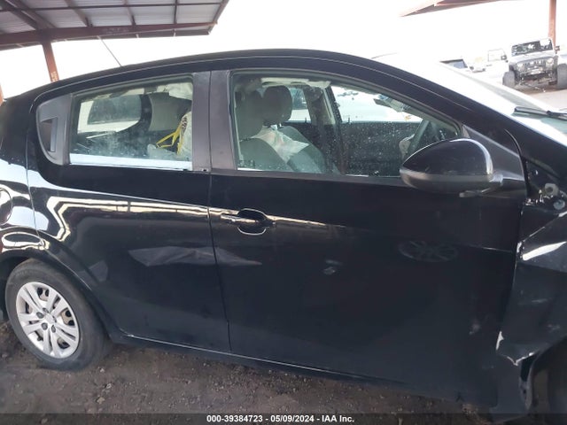 Chevrolet Sonic Fwd  1fl 5-door 2020 1G1JG6SB7L4129201 Image 12