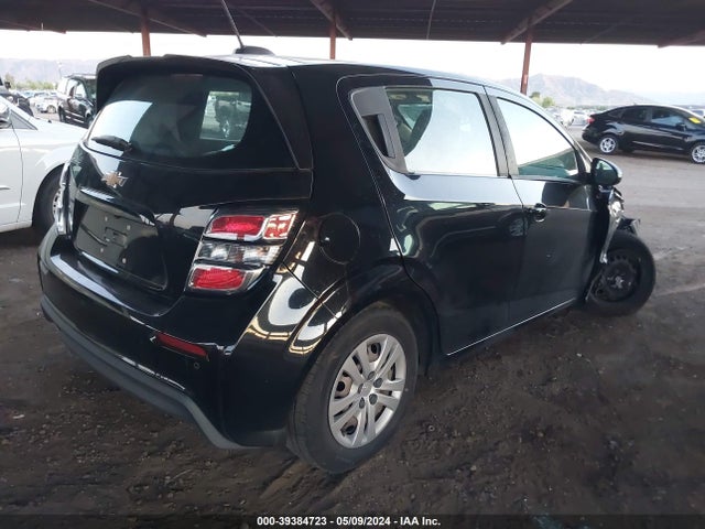 Chevrolet Sonic Fwd  1fl 5-door 2020 1G1JG6SB7L4129201 Image 4