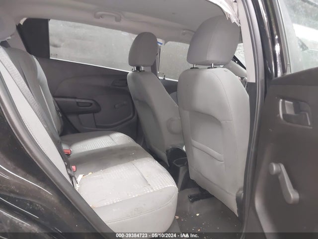 Chevrolet Sonic Fwd  1fl 5-door 2020 1G1JG6SB7L4129201 Image 8