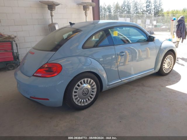 3VWJ17AT0FM627870 Volkswagen Beetle 1.8t