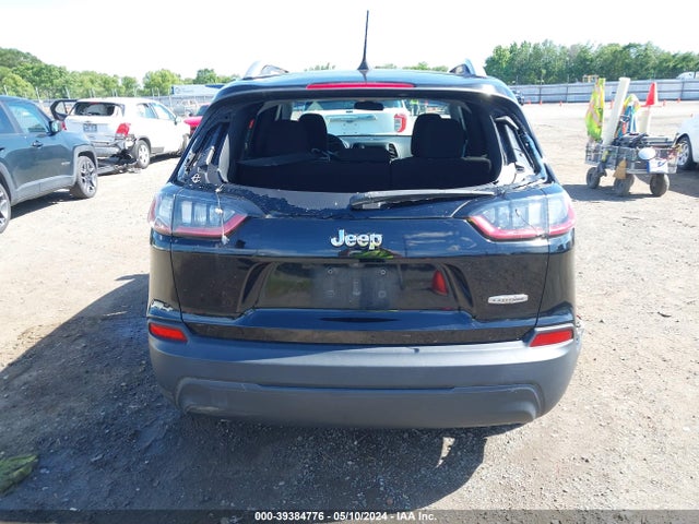 1C4PJLCB8KD428338 Jeep Cherokee Latitude Fwd